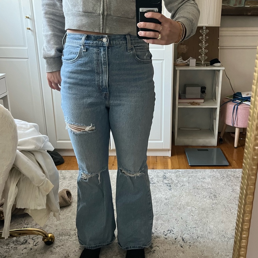 Levi’s Jeans - Picture 2 of 4